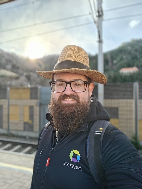 Simon Schrottner